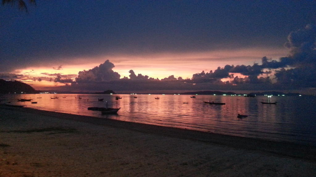 Star Light Beach Resort And Restaurant Chumphon Eksteriør billede