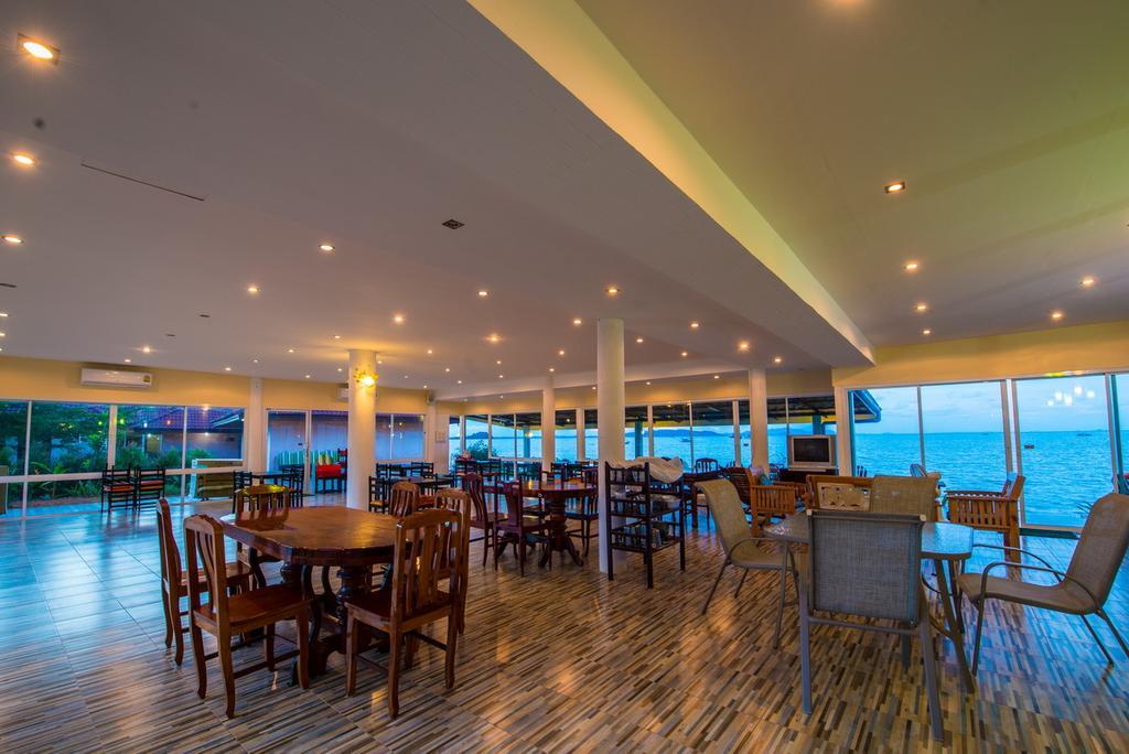 Star Light Beach Resort And Restaurant Chumphon Eksteriør billede